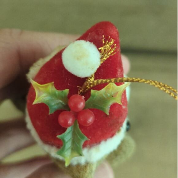 Vtg Flocked Fur 'Britches' Raccoon Critter Sitter Santa Hat Christmas Ornament - Picture 6 of 10